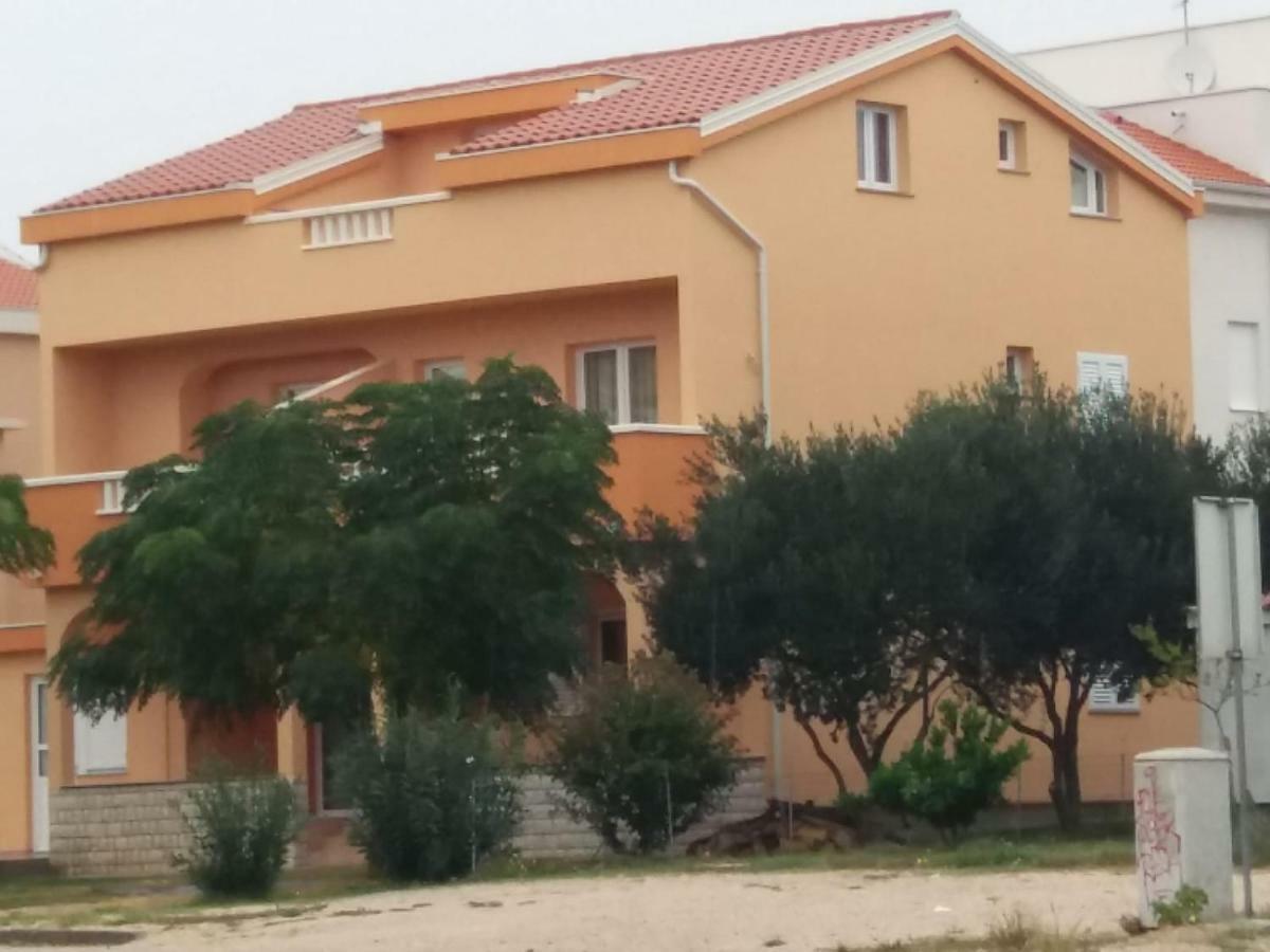 Apartmani Ruza ノヴァリャ エクステリア 写真