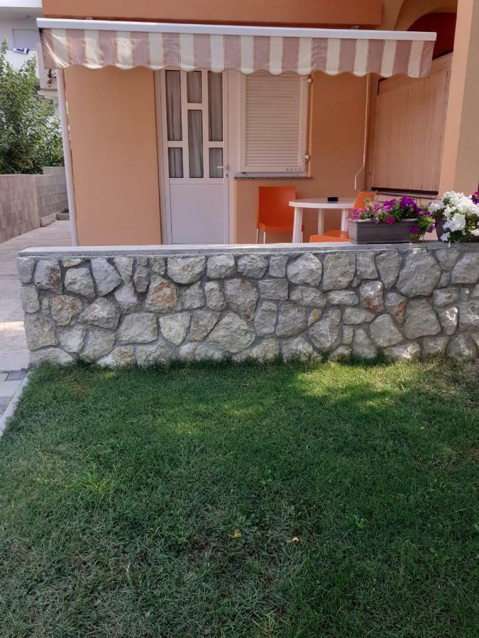 Apartmani Ruza ノヴァリャ エクステリア 写真